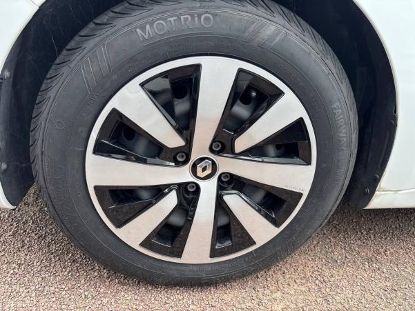 Vente en ligne Renault Clio 5 Clio TCe 90 au prix de 14 390 €