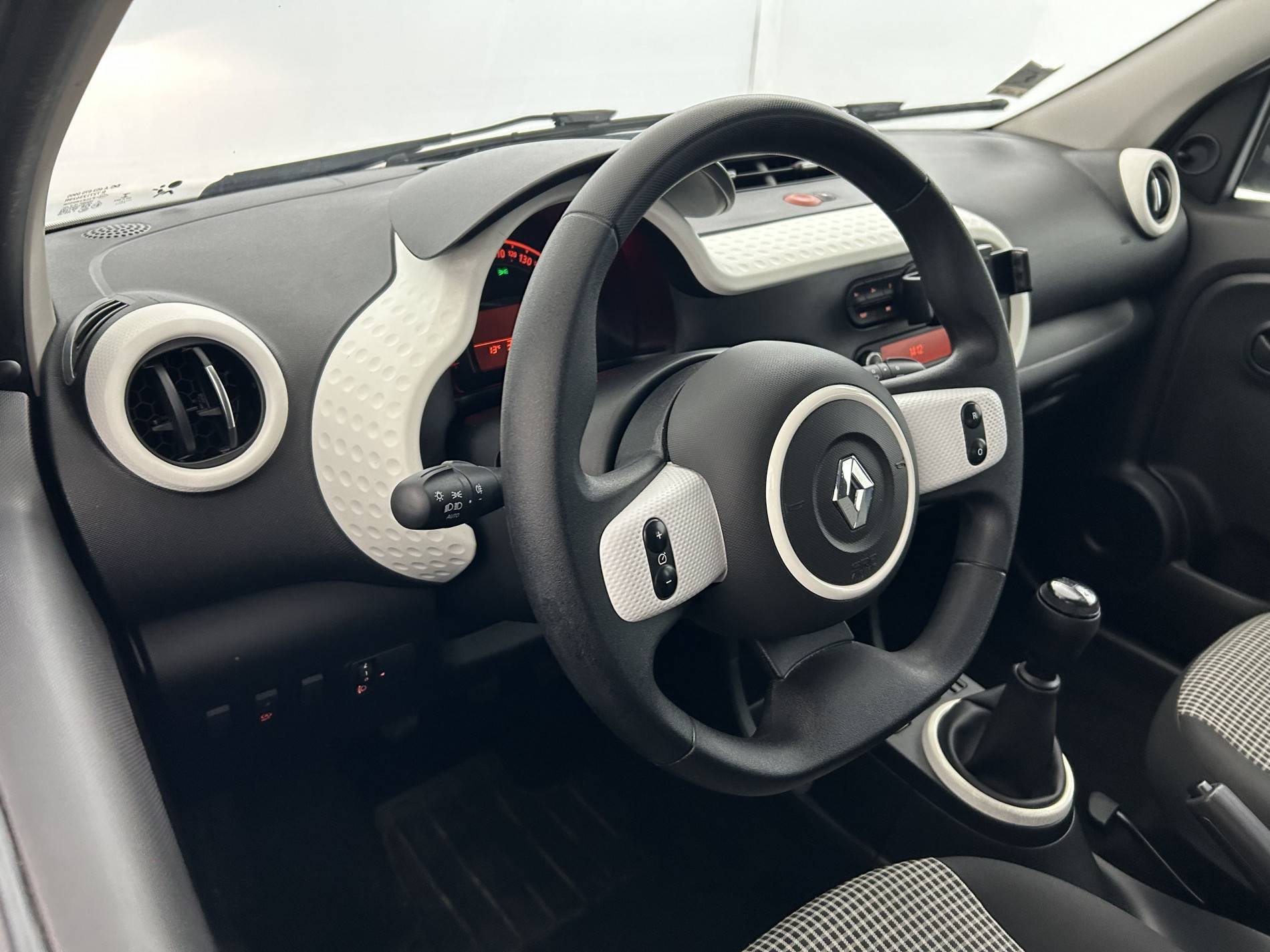 Vente en ligne Renault Twingo 3  SCe 65 au prix de 10 990 €