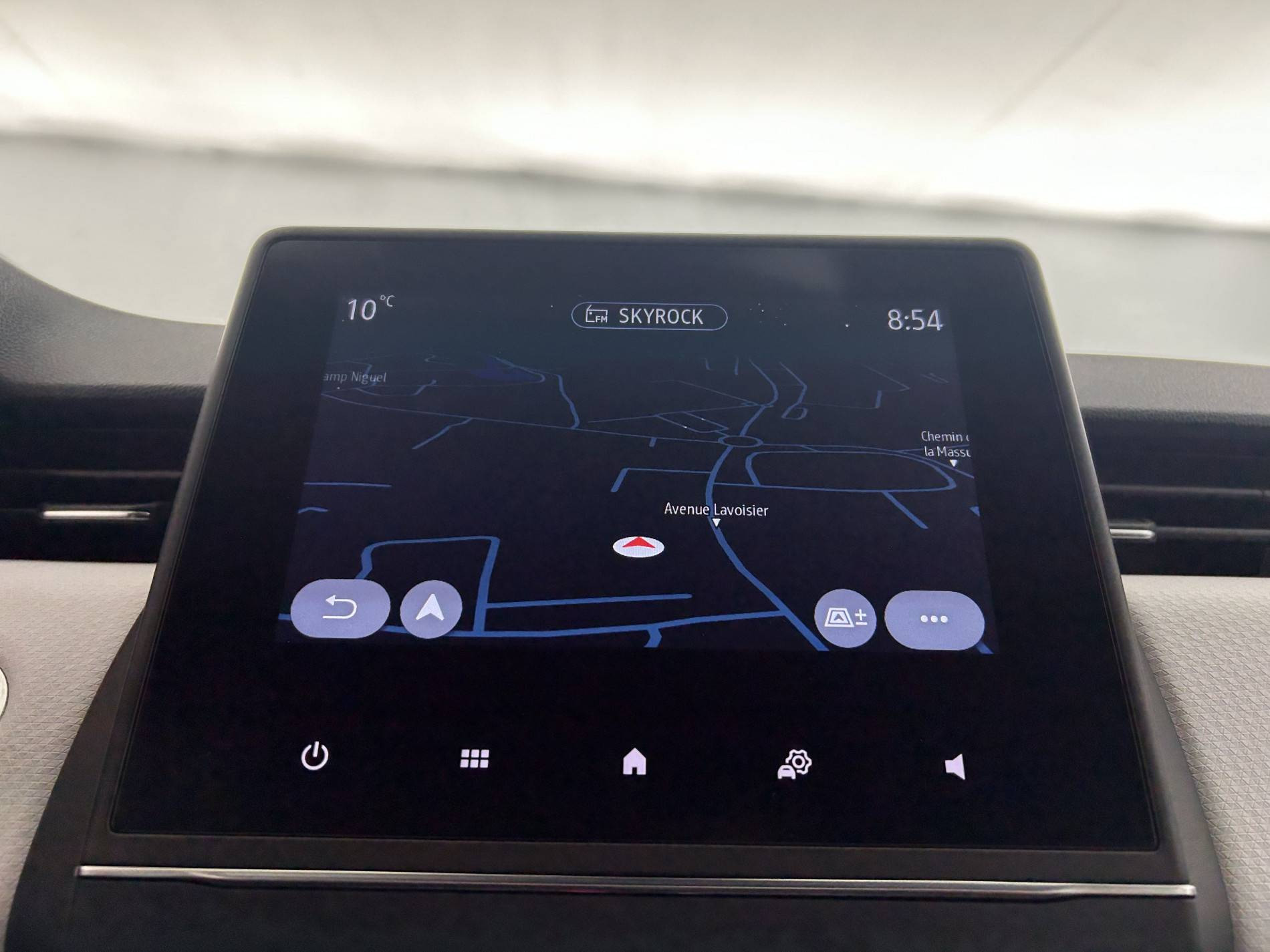 Vente en ligne Renault Clio 5 Clio TCe 140 - 21N au prix de 16 590 €