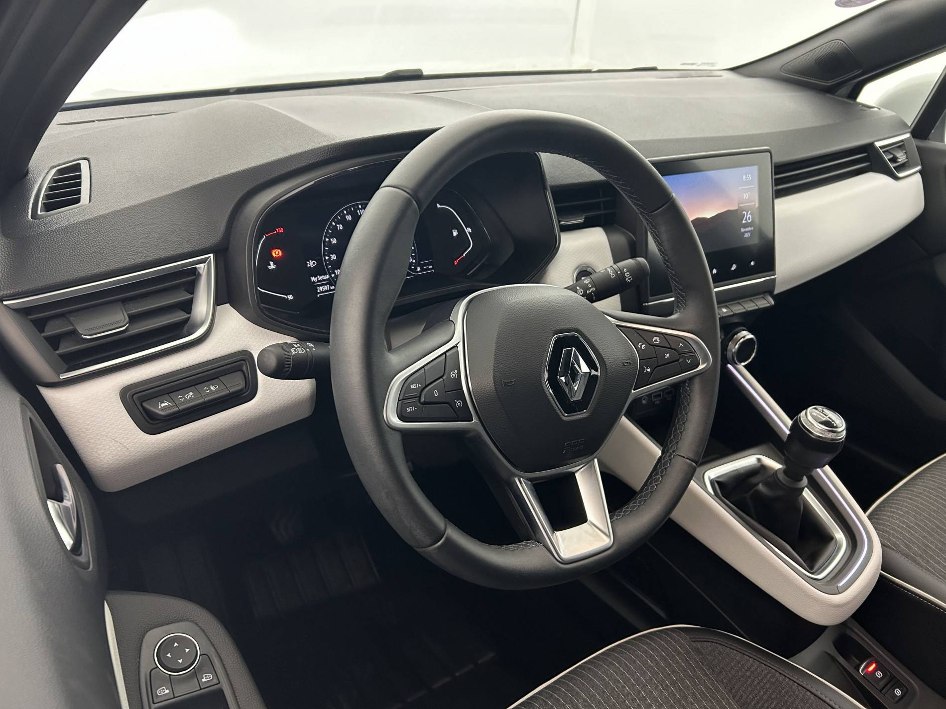 Vente en ligne Renault Clio 5 Clio TCe 140 - 21N au prix de 16 590 €