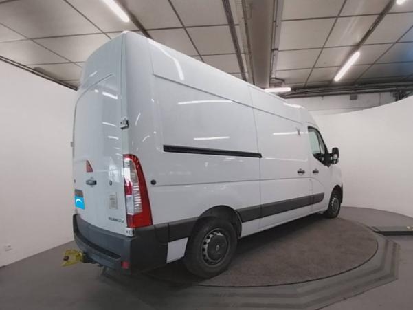 Vente en ligne Renault Master 3 Fourgon MASTER FGN TRAC F3300 L2H2 DCI 135 au prix de 20 360 €