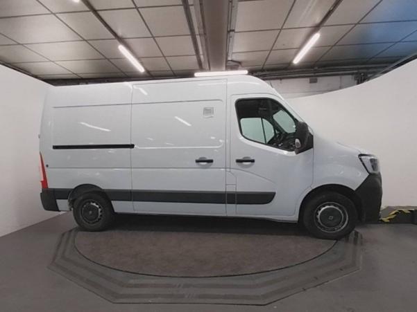 Vente en ligne Renault Master 3 Fourgon MASTER FGN TRAC F3300 L2H2 DCI 135 au prix de 20 360 €