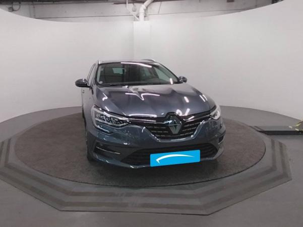 Vente en ligne Renault Megane 4 Estate  E-Tech plug-in hybrid 160 au prix de 25 980 €