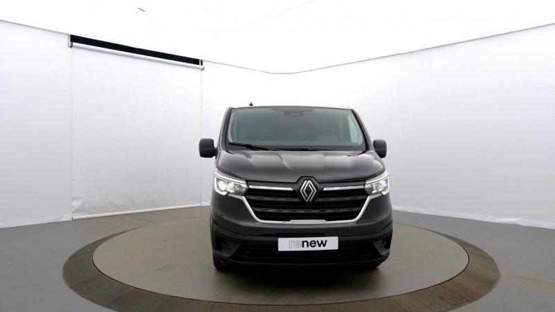 Vente en ligne Renault Trafic 3 Fourgon TRAFIC FGN L1H1 2T8 BLUE DCI 130 GSR2 au prix de 28 990 €