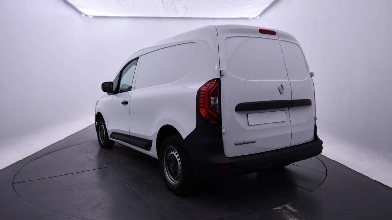 Vente en ligne Renault Kangoo Van  BLUE DCI 95 EDC au prix de 19 390 €