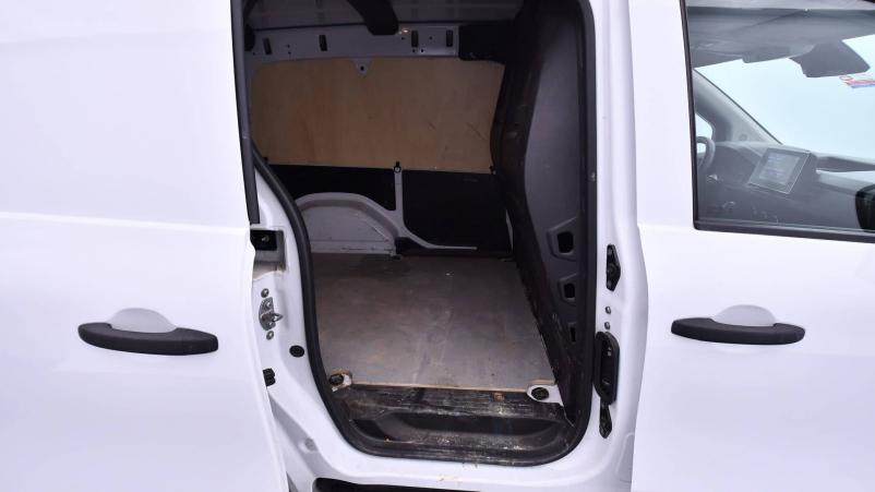 Vente en ligne Renault Kangoo Van  BLUE DCI 95 EDC au prix de 19 390 €