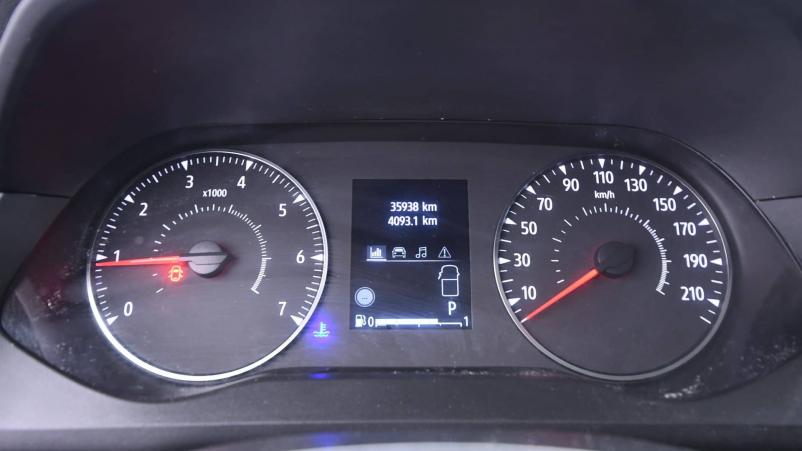 Vente en ligne Renault Kangoo Van  BLUE DCI 95 EDC au prix de 19 390 €