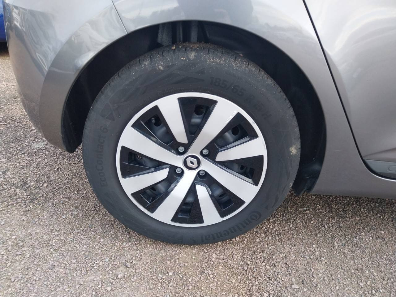 Vente en ligne Renault Clio 5 Clio TCe 90 au prix de 14 990 €