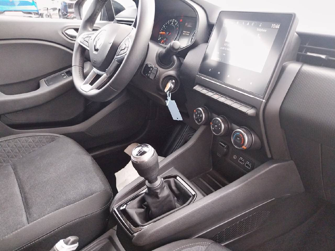 Vente en ligne Renault Clio 5 Clio TCe 90 au prix de 14 990 €