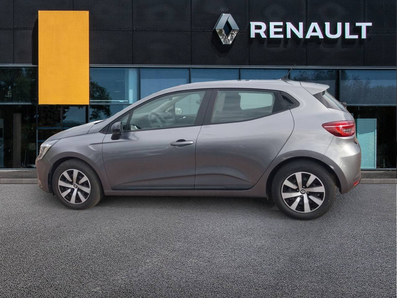 Vente en ligne Renault Clio 5 Clio TCe 90 au prix de 14 990 €