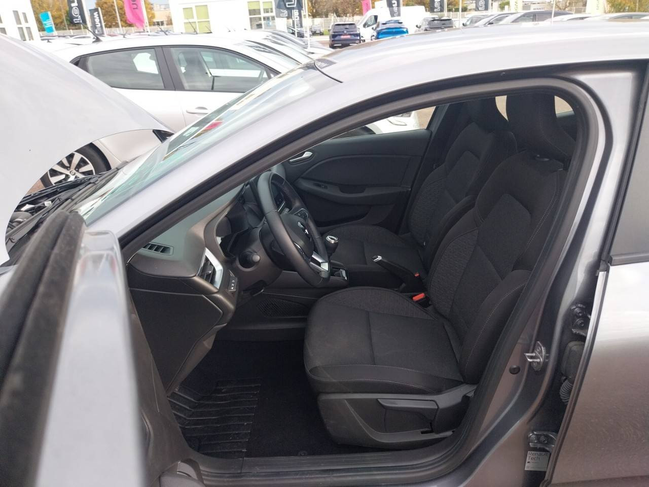 Vente en ligne Renault Clio 5 Clio TCe 90 au prix de 14 990 €