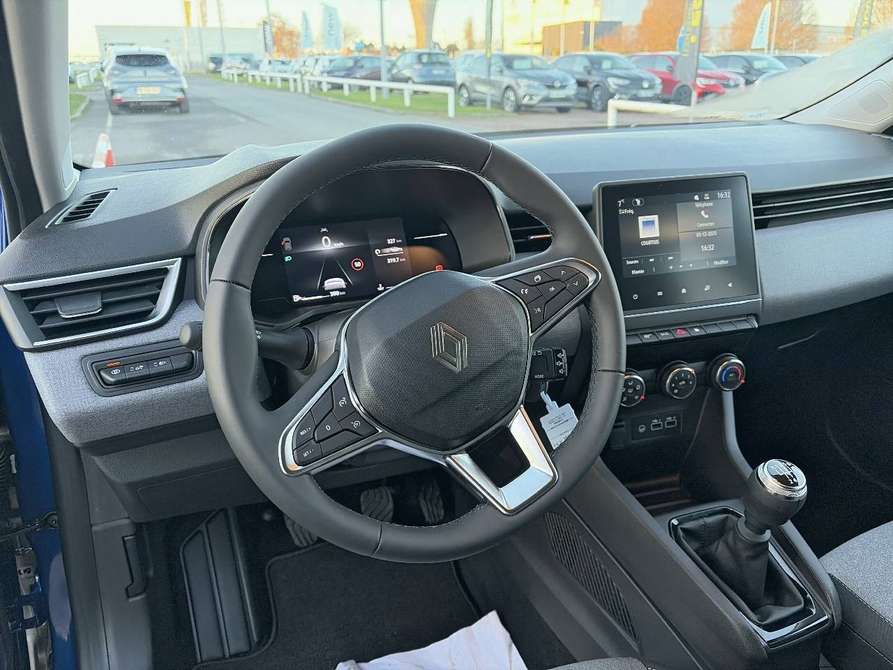 Vente en ligne Renault Clio 5 Clio TCe 90 ch au prix de 17 990 €