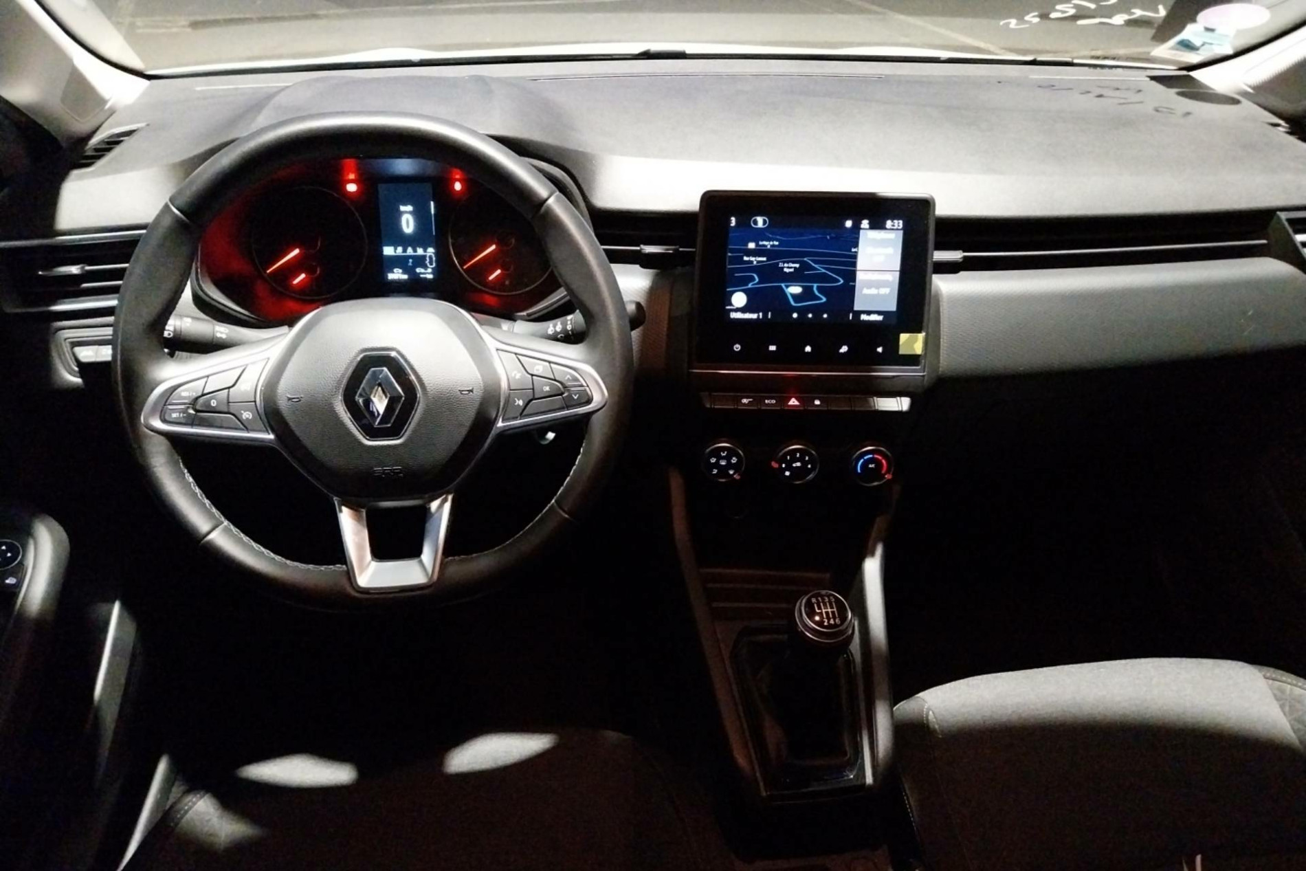 Vente en ligne Renault Clio 5 Clio TCe 90 - 21N au prix de 14 490 €