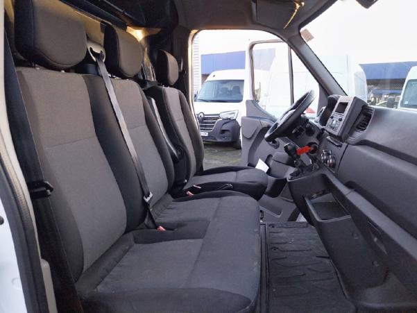 Vente en ligne Renault Master 3 Fourgon MASTER FGN TRAC F3300 L2H2 BLUE DCI 135 au prix de 24 990 €