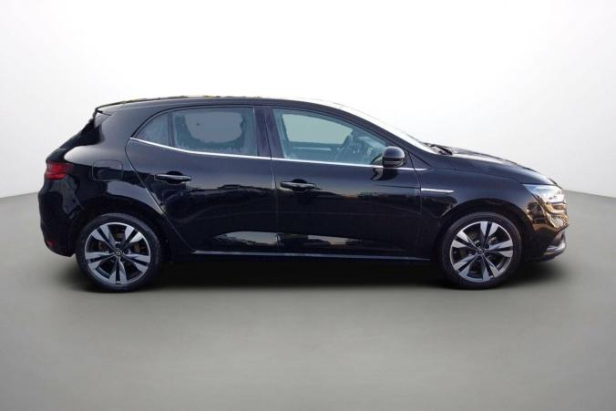 Vente en ligne Renault Megane 4 Mégane IV Berline dCi 110 Energy EDC au prix de 15 990 €