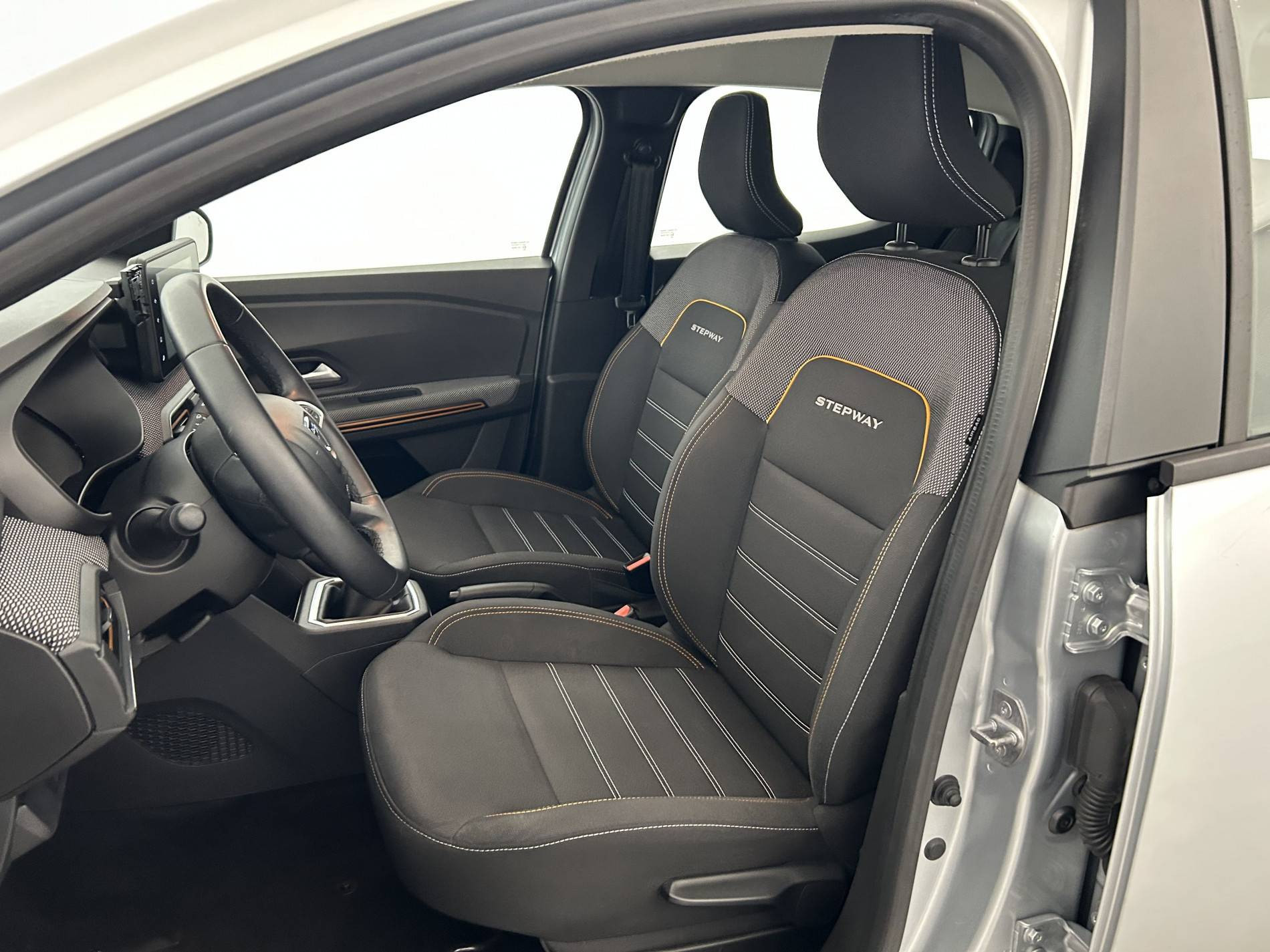 Vente en ligne Dacia Sandero 3  ECO-G 100 au prix de 13 790 €