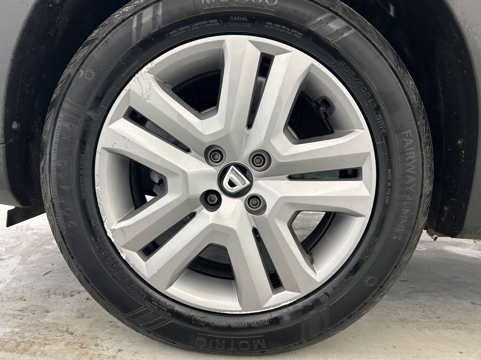 Vente en ligne Dacia Sandero 3  ECO-G 100 au prix de 13 790 €