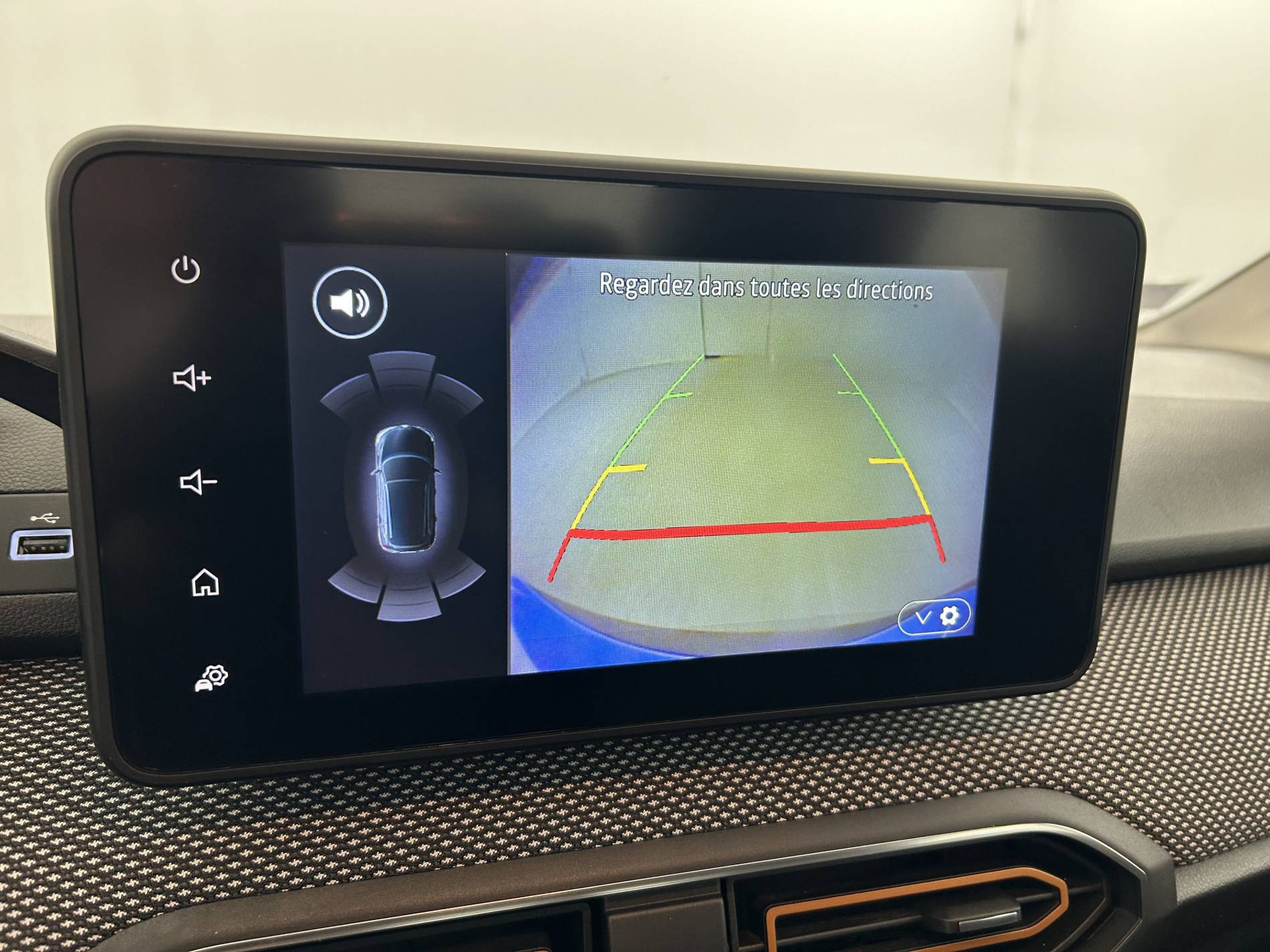 Vente en ligne Dacia Sandero 3  ECO-G 100 au prix de 13 790 €