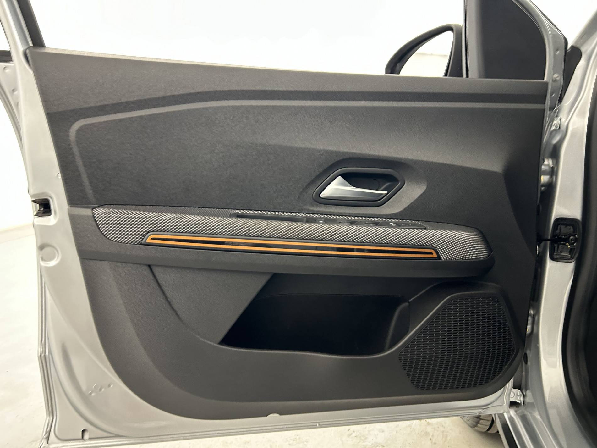 Vente en ligne Dacia Sandero 3  ECO-G 100 au prix de 13 790 €