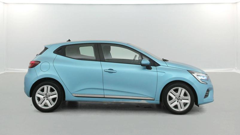 Vente en ligne Renault Clio 5 Clio TCe 90 - 21 au prix de 12 490 €