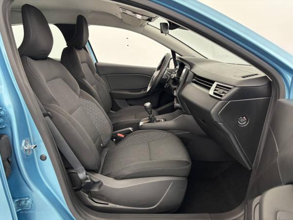 Vente en ligne Renault Clio 5 Clio TCe 90 - 21 au prix de 12 490 €