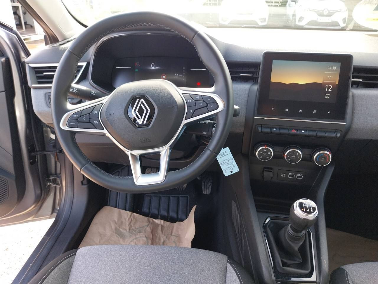 Vente en ligne Renault Clio 5 Clio SCe 65 au prix de 14 590 €