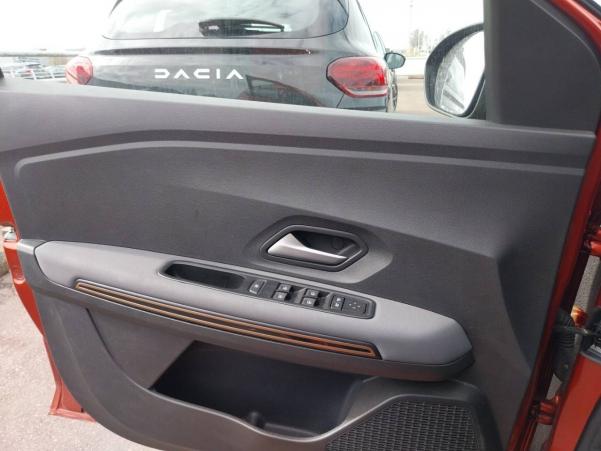 Vente en ligne Dacia Jogger  TCe 110 7 places au prix de 21 290 €