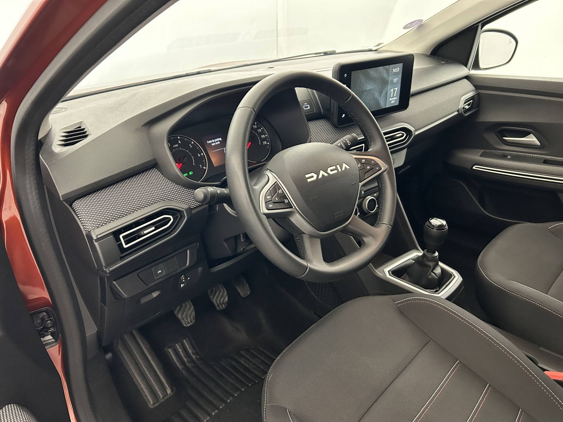 Vente en ligne Dacia Jogger  ECO-G 100 5 places au prix de 18 990 €