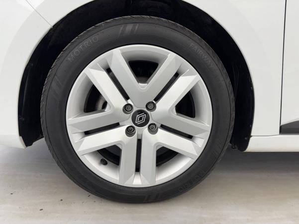 Vente en ligne Renault Clio 5 Clio TCe 90 au prix de 16 990 €