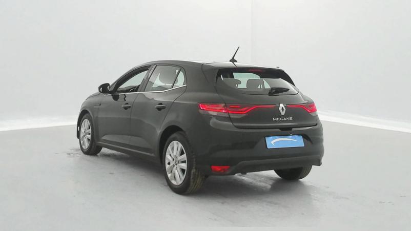 Vente en ligne Renault Megane 4 Mégane IV Berline TCe 140 EDC FAP au prix de 17 590 €