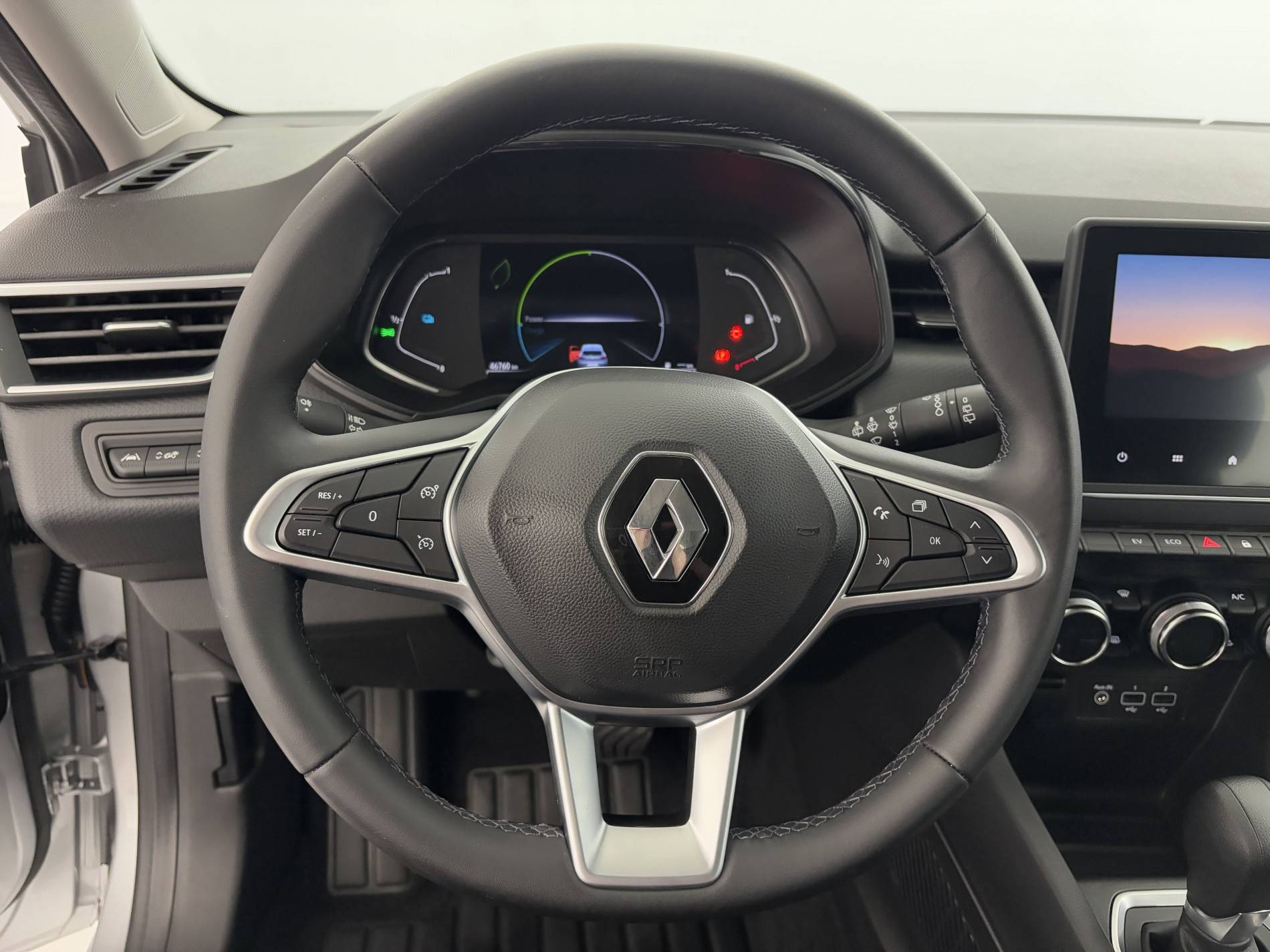 Vente en ligne Renault Clio 5 Clio E-Tech 140 - 21N au prix de 15 990 €