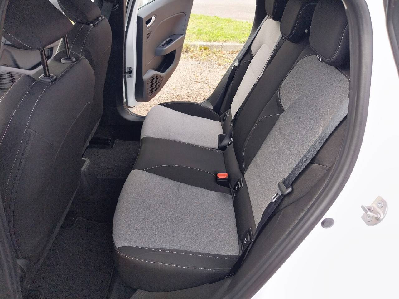 Vente en ligne Renault Clio 5 Clio SCe 65 ch GSR2 au prix de 15 490 €