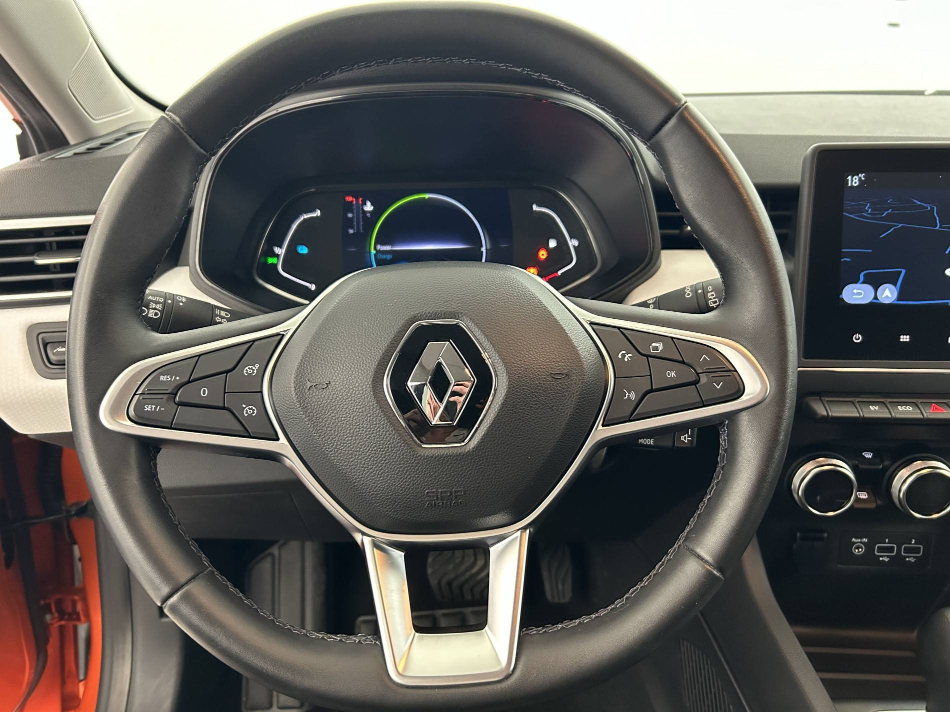 Vente en ligne Renault Clio 5 Clio E-Tech full hybrid 145 au prix de 18 990 €