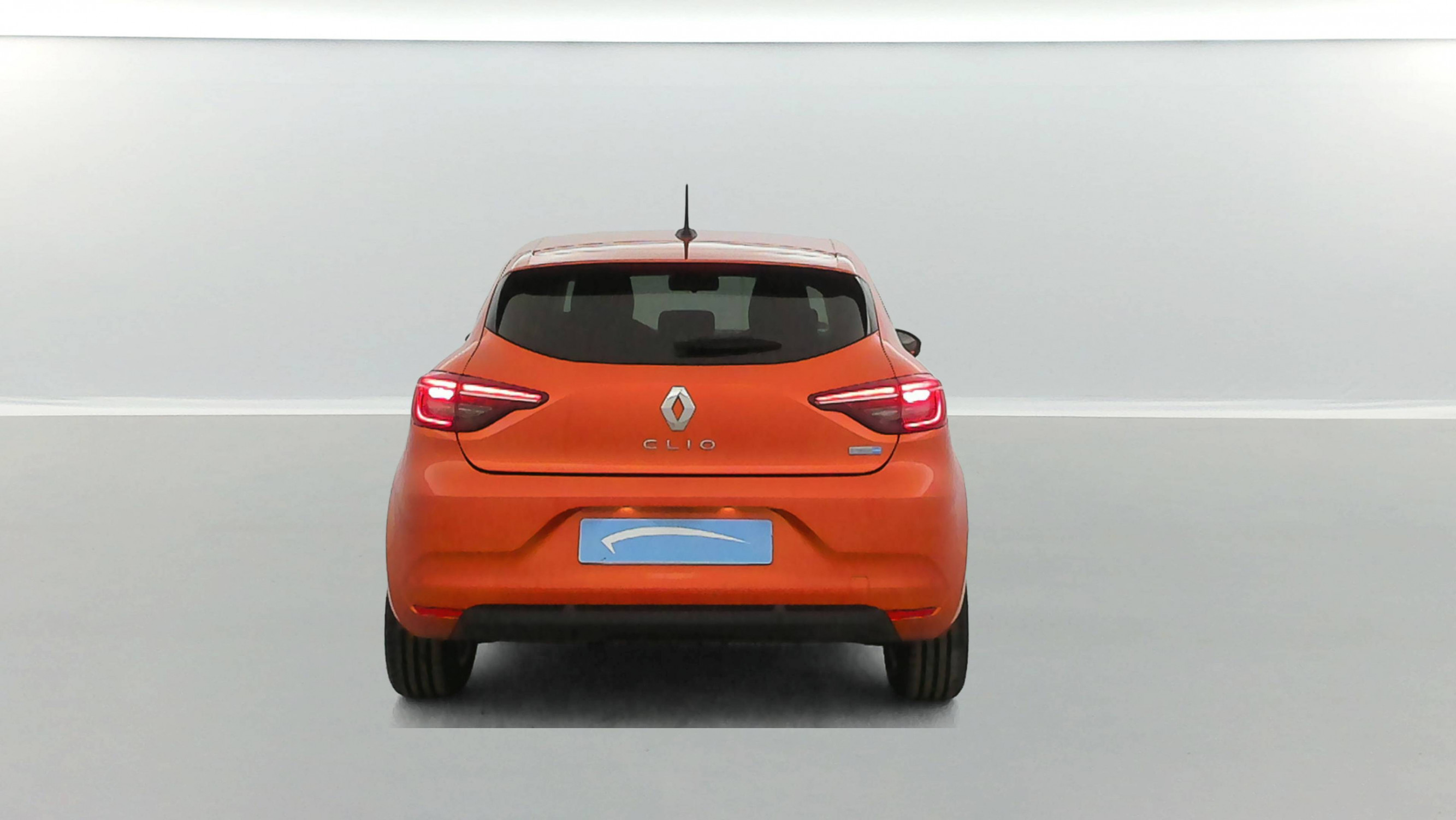 Vente en ligne Renault Clio 5 Clio E-Tech full hybrid 145 au prix de 18 990 €