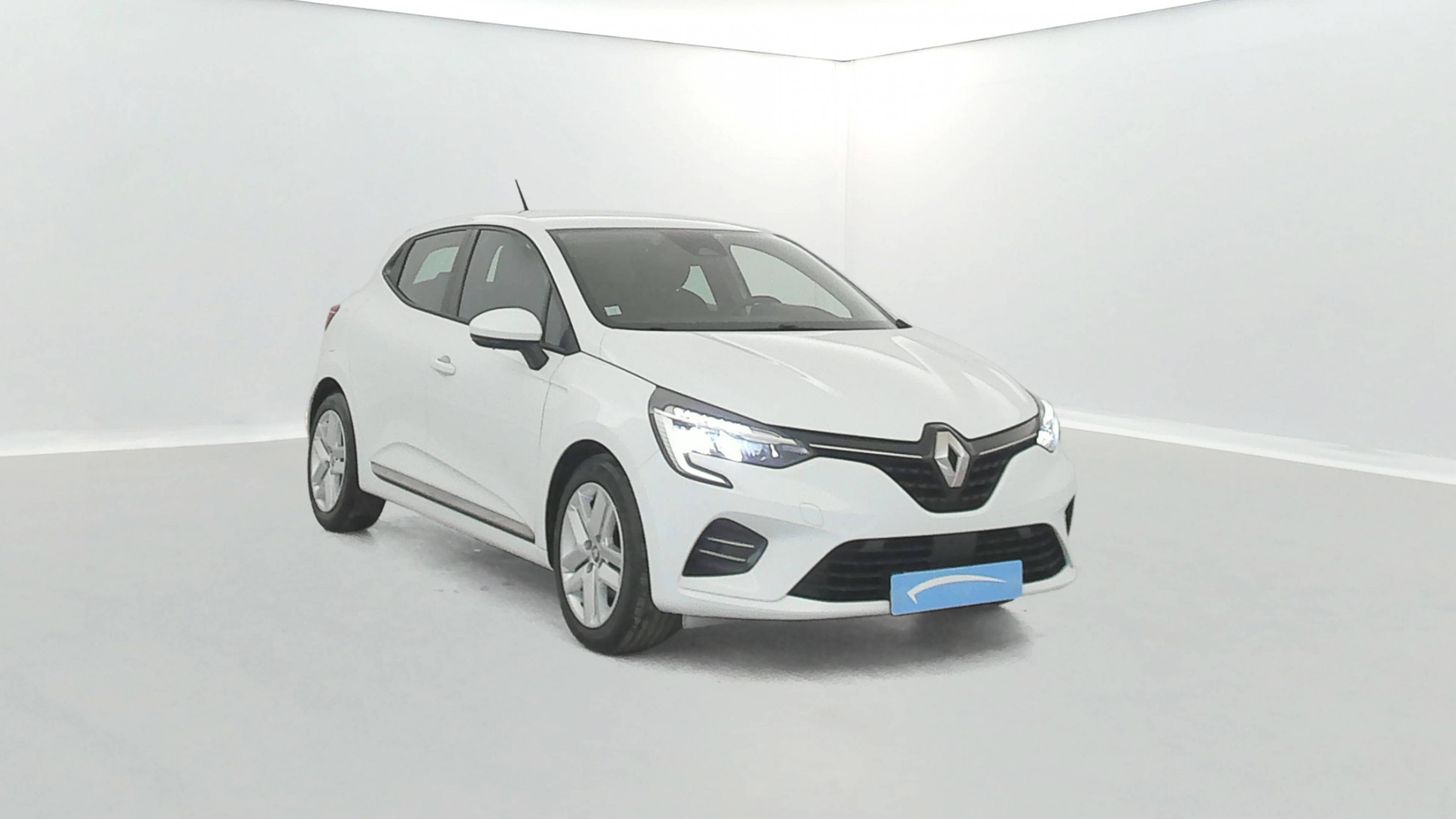 Vente en ligne Renault Clio 5 Clio E-Tech 140 - 21N au prix de 14 990 €