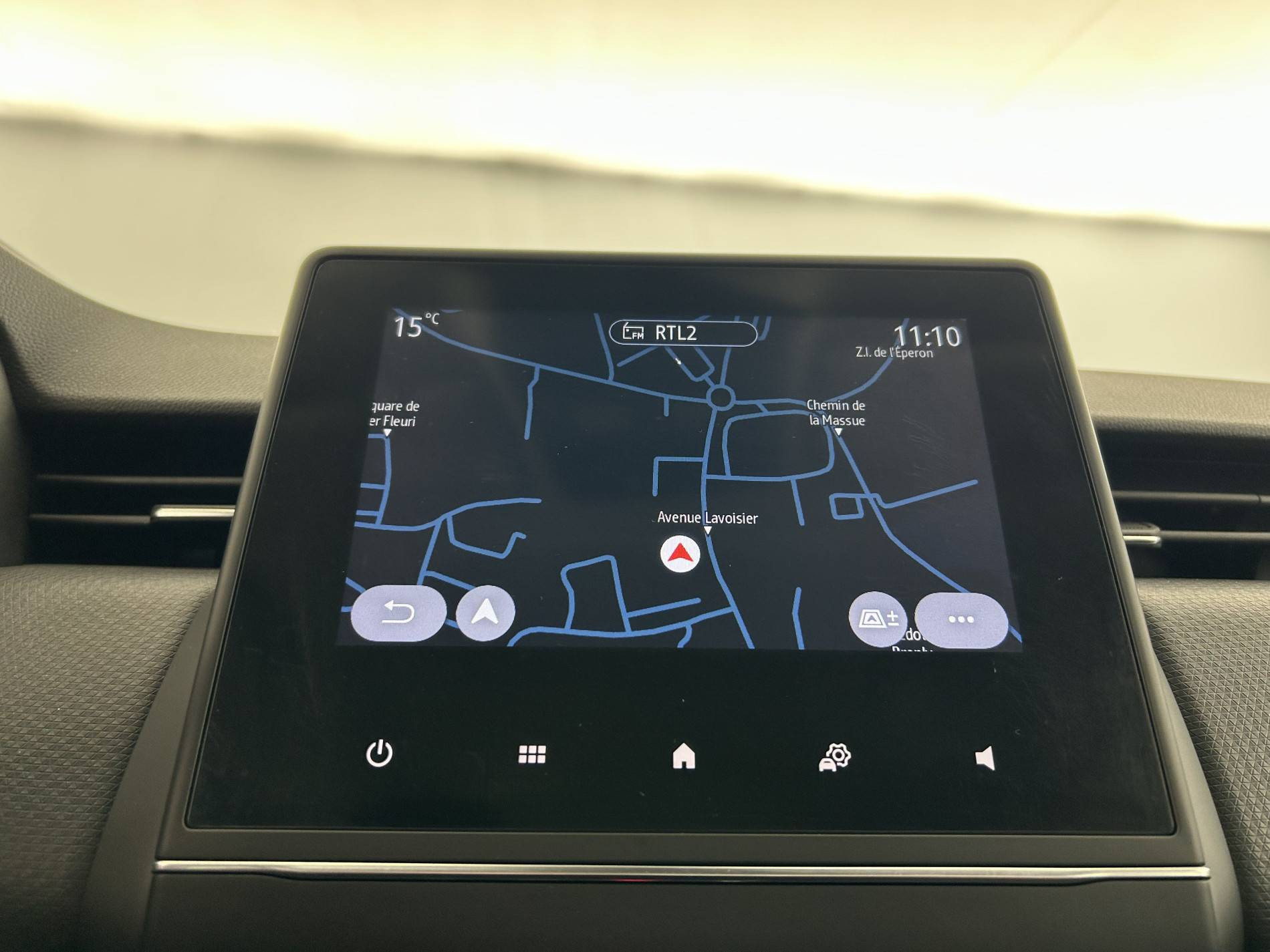 Vente en ligne Renault Clio 5 Clio E-Tech 140 - 21N au prix de 14 990 €