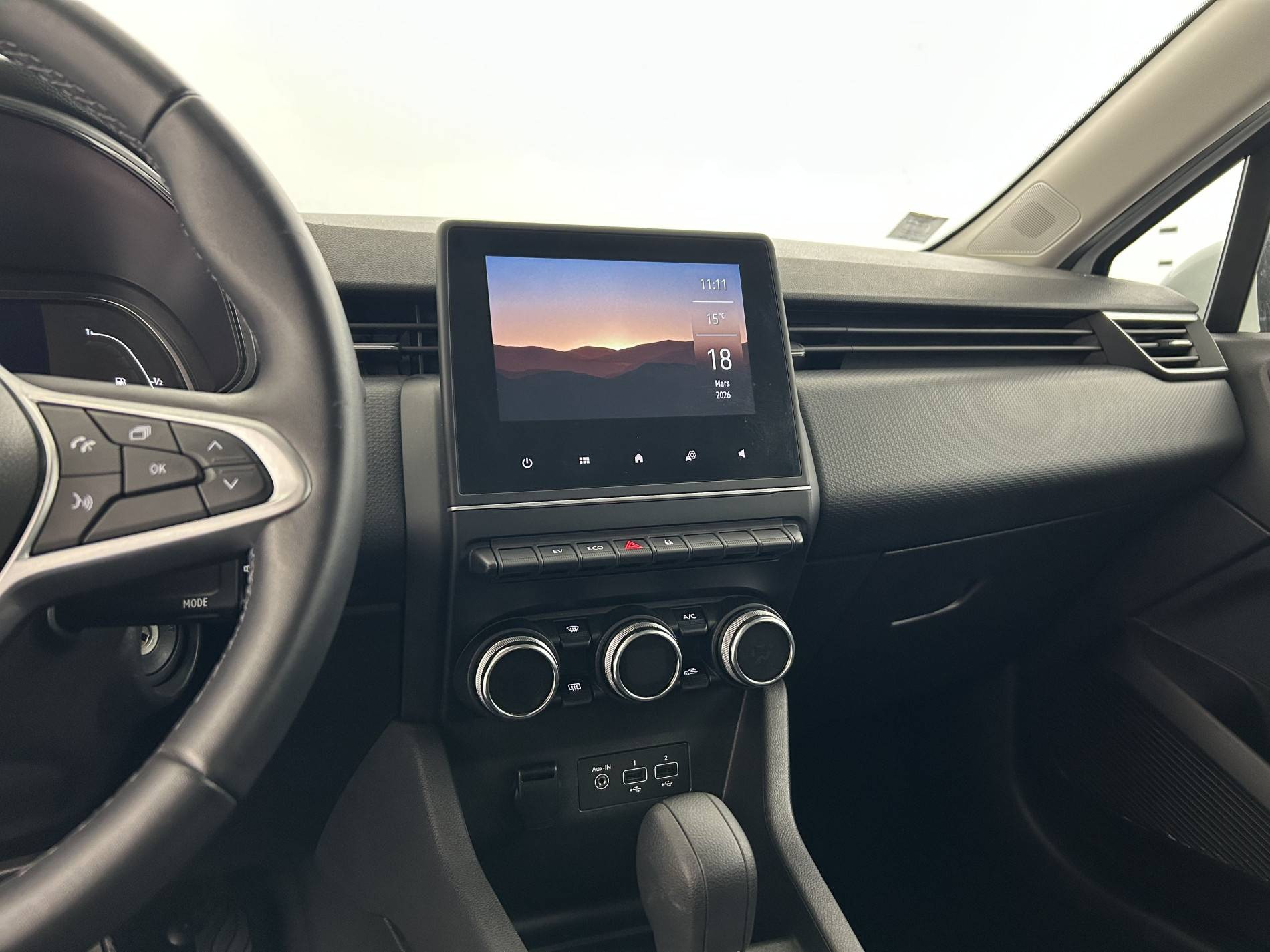 Vente en ligne Renault Clio 5 Clio E-Tech 140 - 21N au prix de 14 990 €