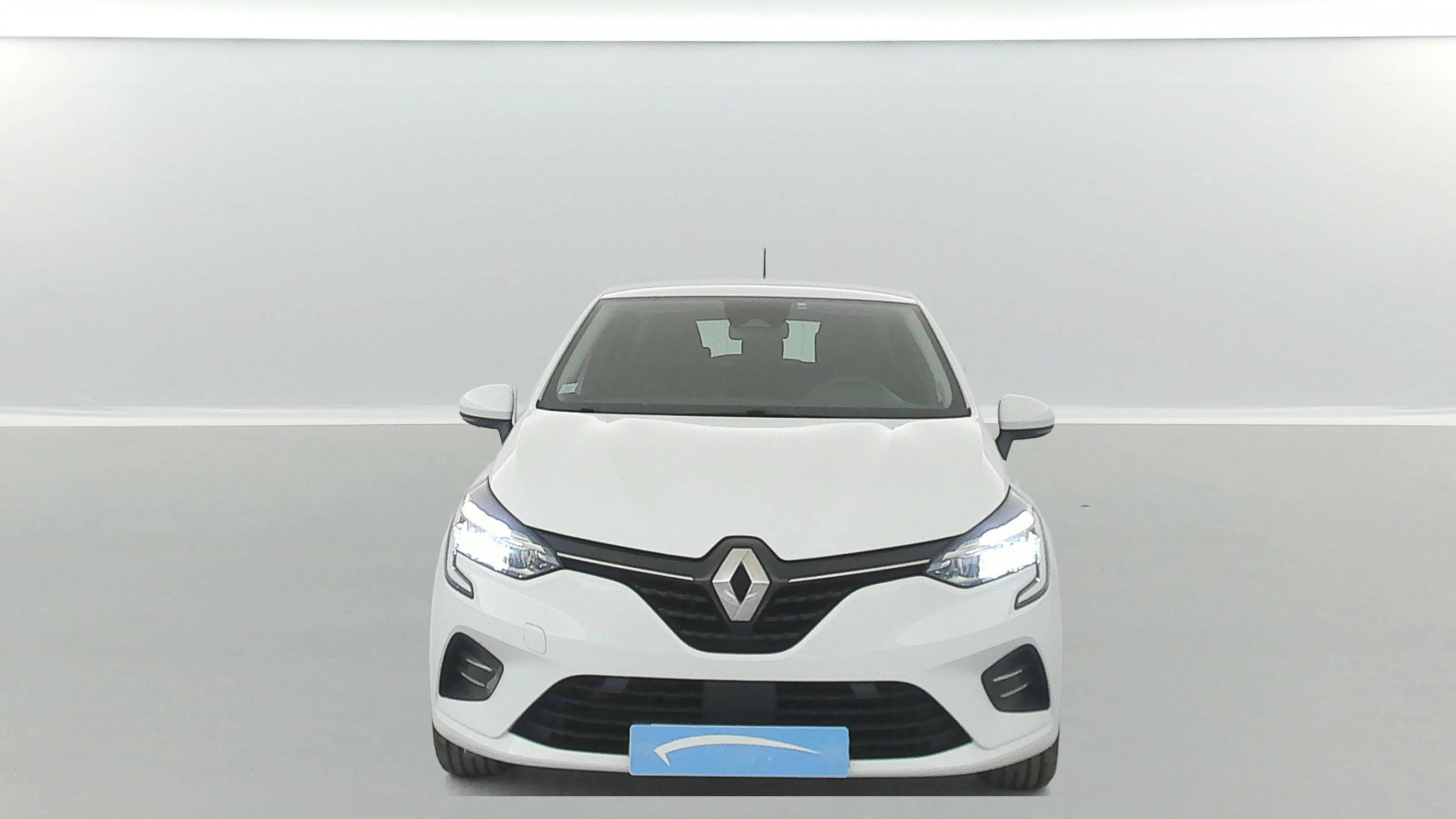 Vente en ligne Renault Clio 5 Clio E-Tech 140 - 21N au prix de 14 990 €