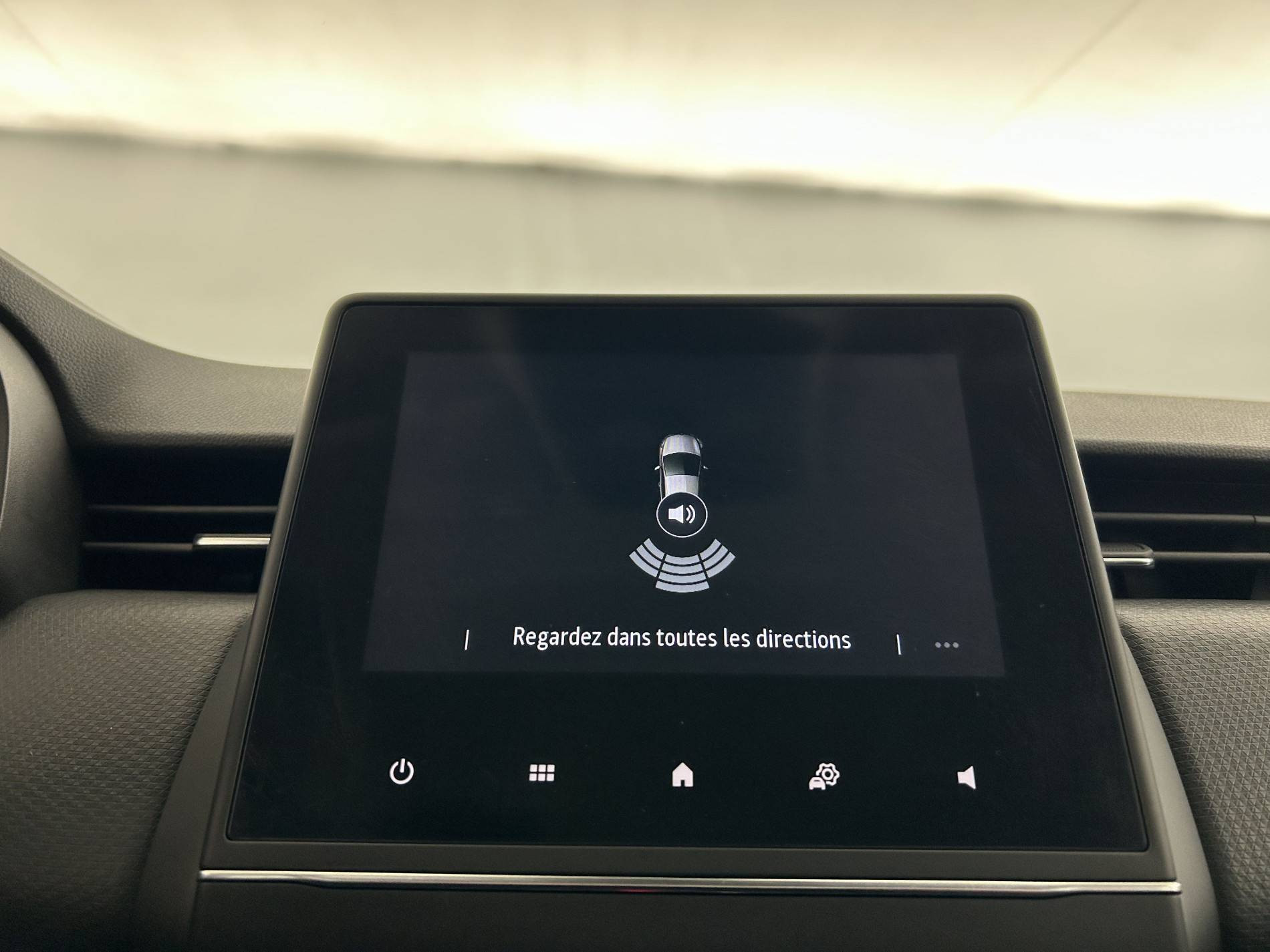 Vente en ligne Renault Clio 5 Clio E-Tech 140 - 21N au prix de 14 990 €