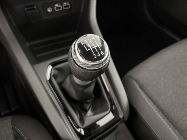 Vente en ligne Renault Clio 5 Clio TCe 90 au prix de 15 990 €