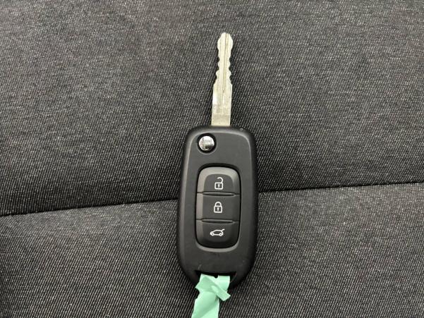 Vente en ligne Renault Clio 5 Clio TCe 90 au prix de 15 990 €
