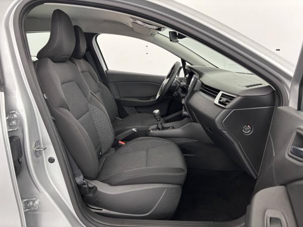 Vente en ligne Renault Clio 5 Clio TCe 90 au prix de 15 990 €