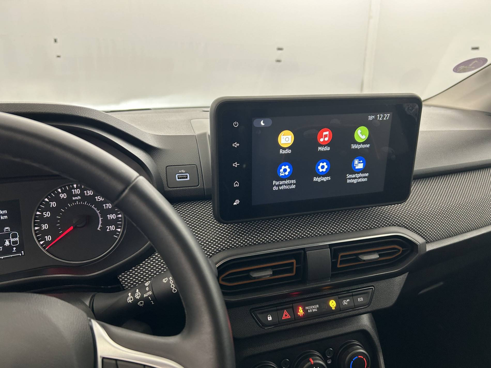 Vente en ligne Dacia Sandero 3  ECO-G 100 - 22 au prix de 14 390 €