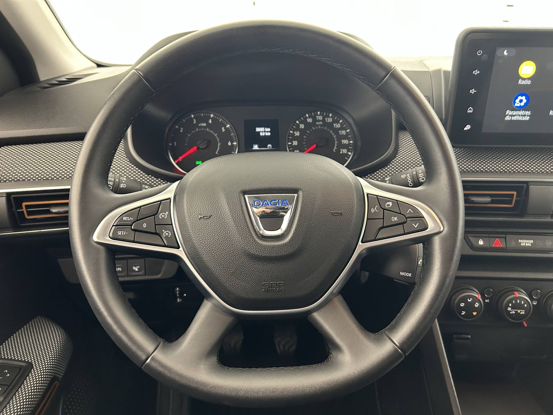 Vente en ligne Dacia Sandero 3  ECO-G 100 - 22 au prix de 14 390 €