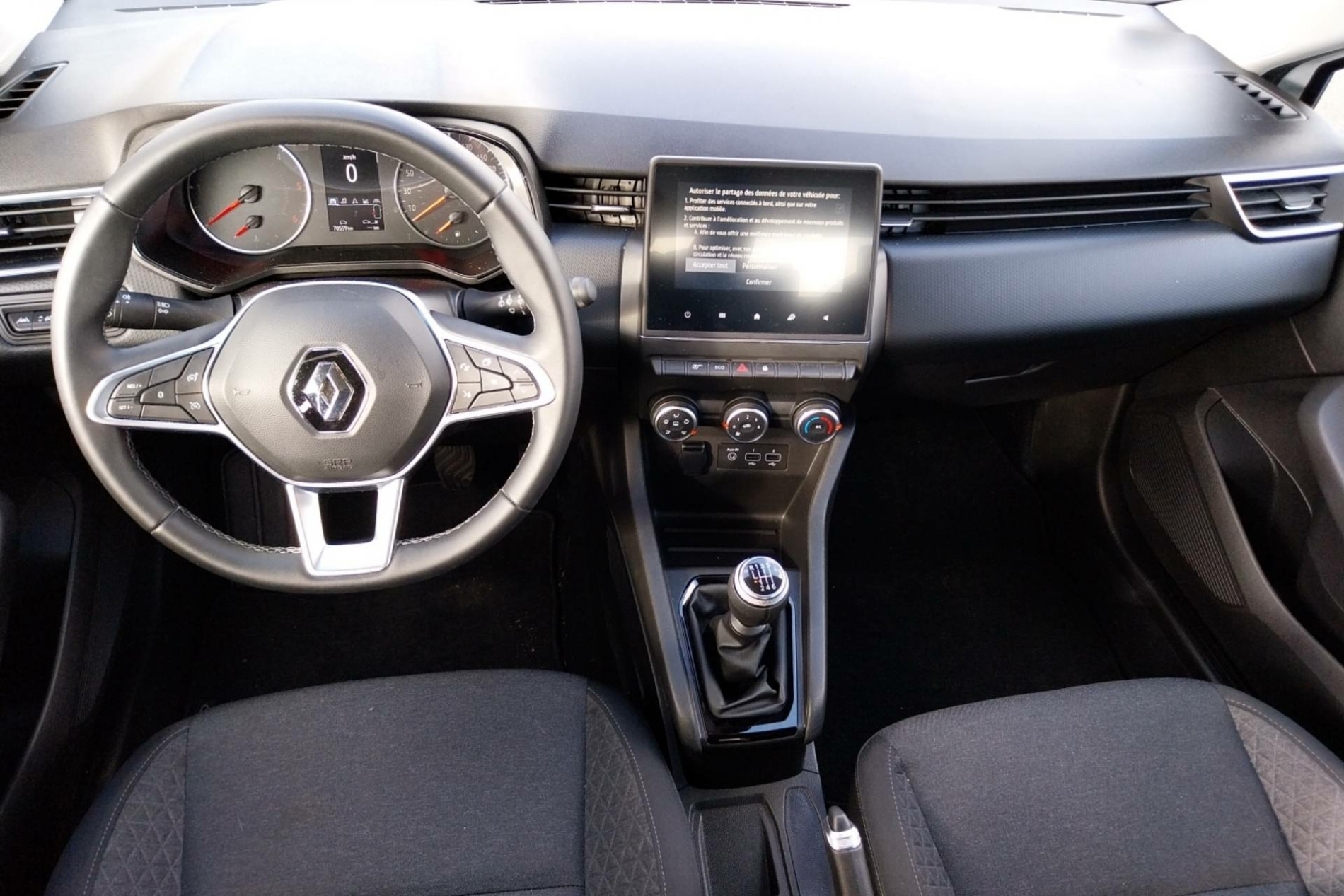 Vente en ligne Renault Clio 5 Clio Blue dCi 100 - 21N au prix de 14 490 €