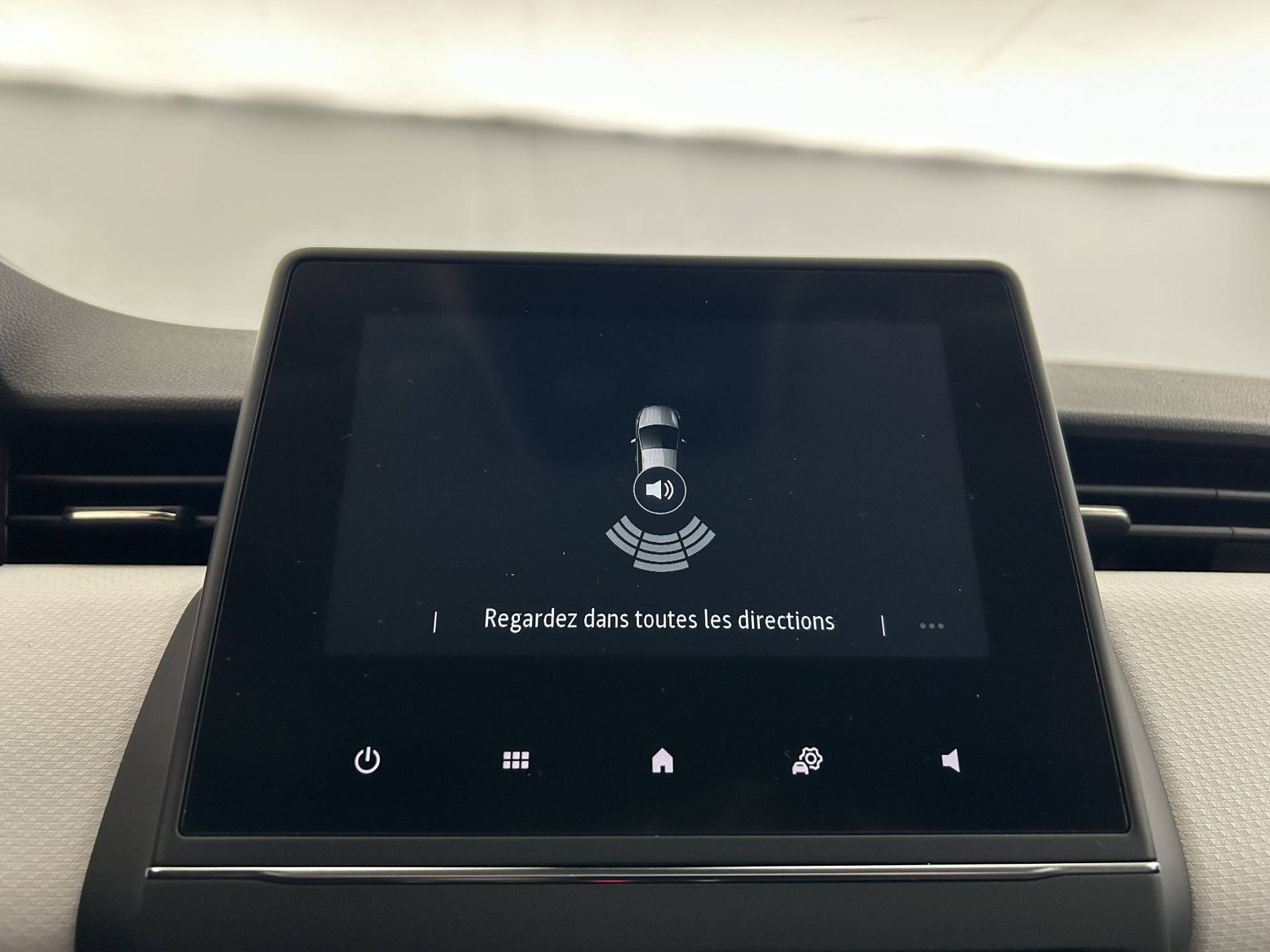 Vente en ligne Renault Clio 5 Clio TCe 90 au prix de 15 690 €