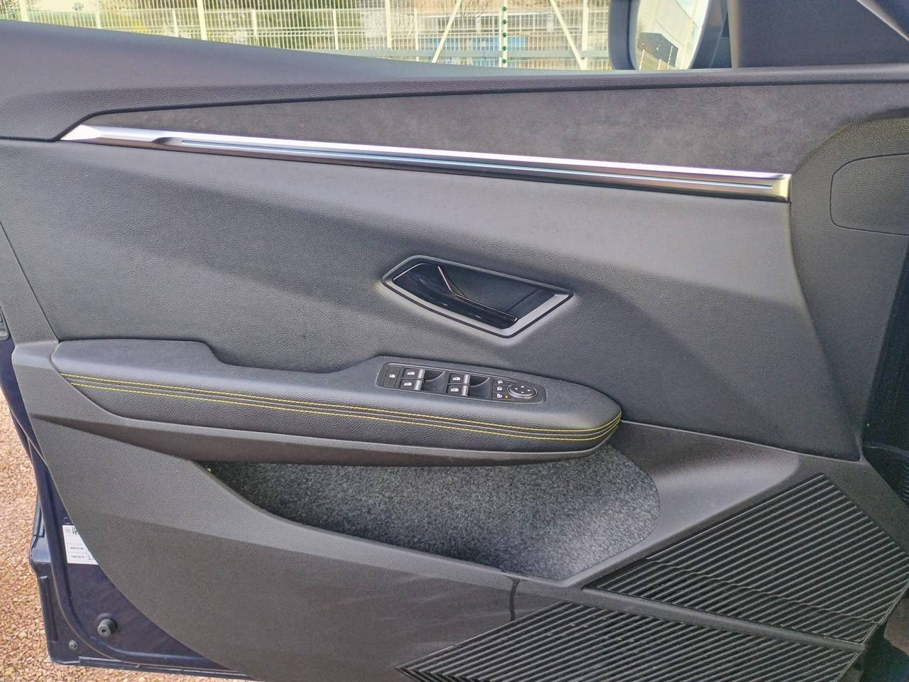 Vente en ligne Renault Megane E-Tech  EV60 220 ch super charge au prix de 23 590 €