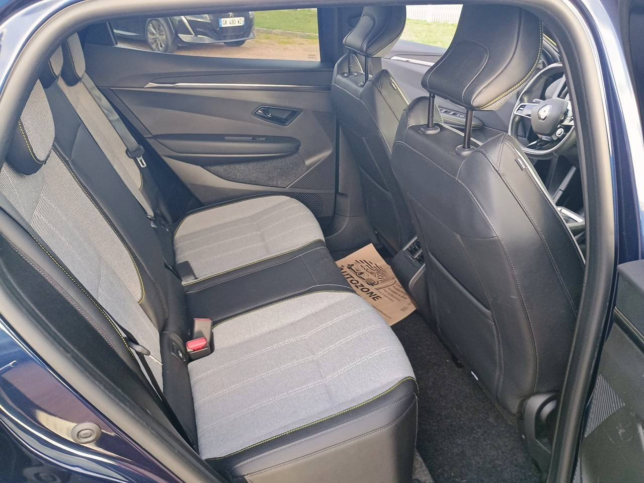 Vente en ligne Renault Megane E-Tech  EV60 220 ch super charge au prix de 23 590 €