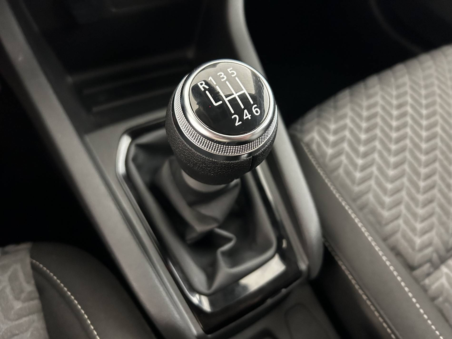 Vente en ligne Renault Clio 5 Clio TCe 90 au prix de 13 490 €