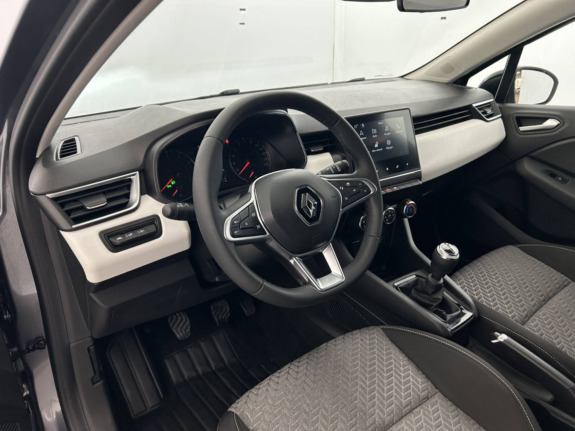 Vente en ligne Renault Clio 5 Clio TCe 90 au prix de 13 490 €